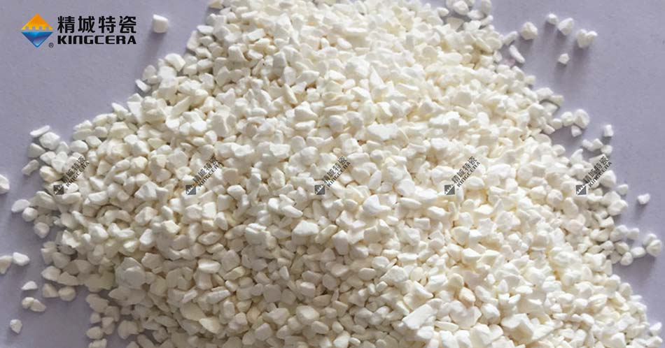 ZTA耐磨陶瓷顆粒優化破碎機錘頭性能