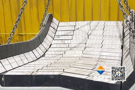 火速響應(yīng)！精城特瓷2小時(shí)內(nèi)赴現(xiàn)場(chǎng)解決礦山料斗ZTA陶瓷襯板安裝難題